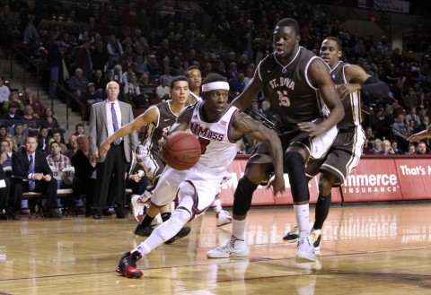 Strohecker: UMass basketball’s latest wins showing signs of complacency