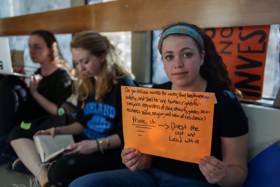 SLIDESHOW: Divest the Rest sit-in, day 2