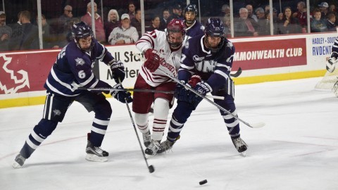 Opportunistic goals and sturdy net play propel New Hampshire to victory over UMass hockey