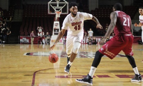 UMass men’s basketball drops tightly-contested conference matchup against George Mason Wednesday night