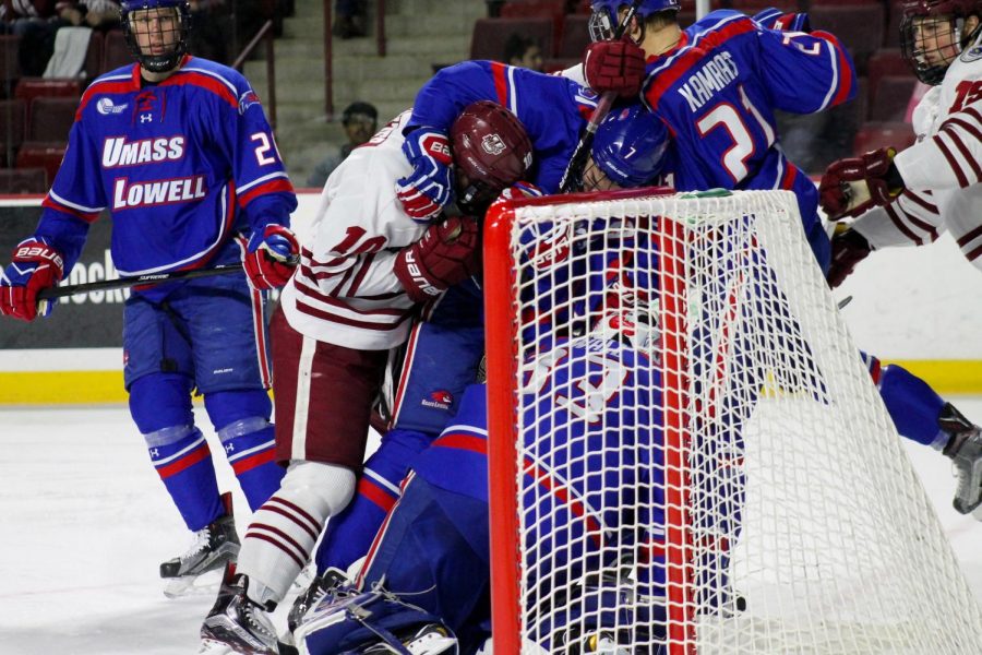 Hockey East Notebook: Late goal seals UML win over BC