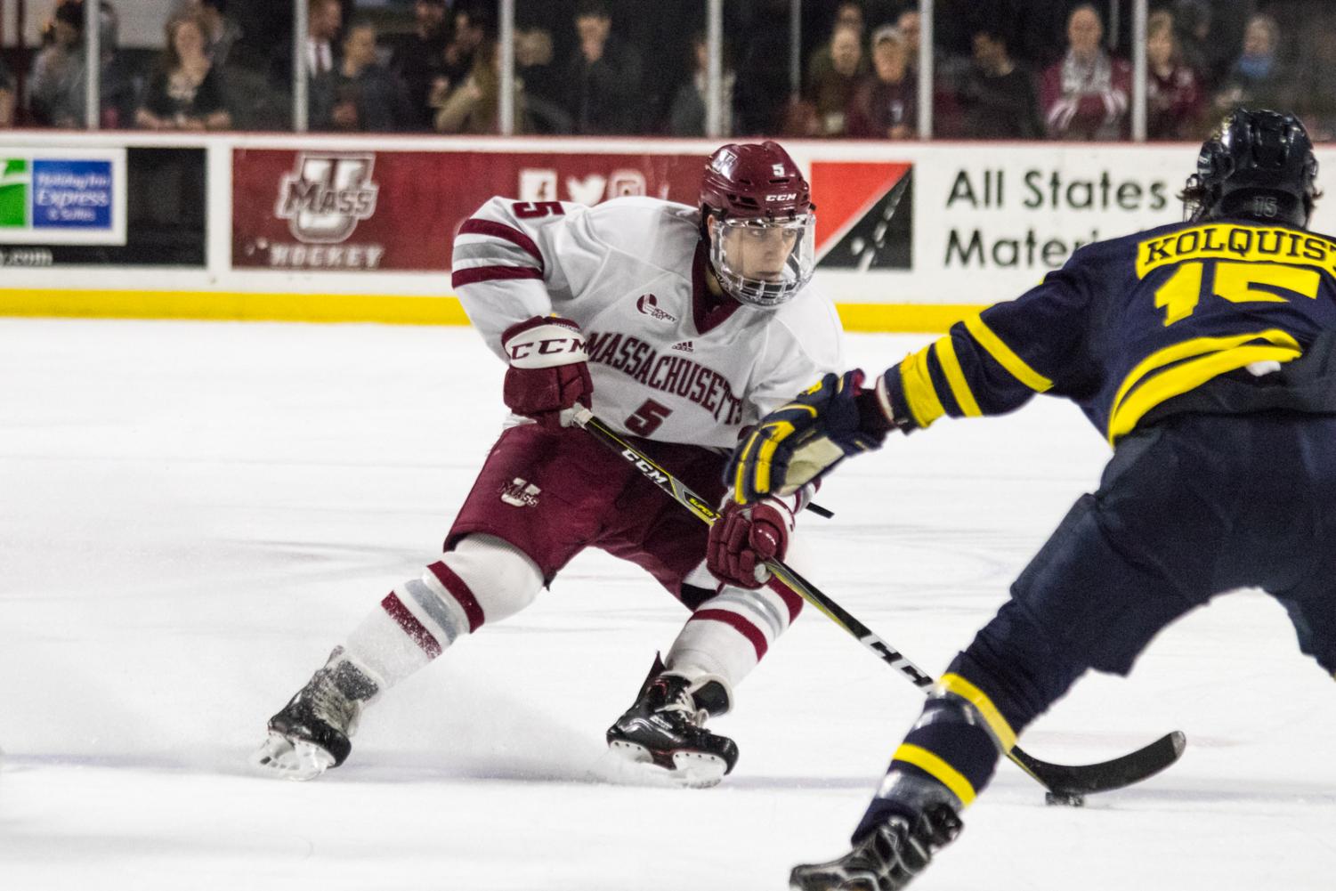 Offensive Outpouring Leads UMass Hockey To 5-2 Victory Over Merrimack ...