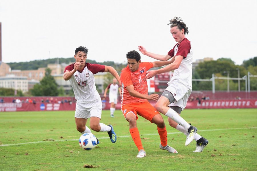 Davis+Smith+continues+to+adapt+to+new+role+for+UMass+men%E2%80%99s+soccer