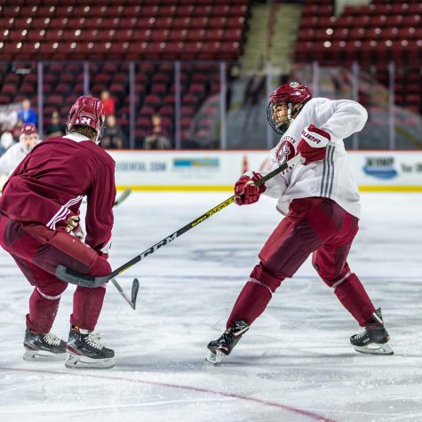 Zac Jones gets three points and a win on his birthday – Massachusetts Daily  Collegian