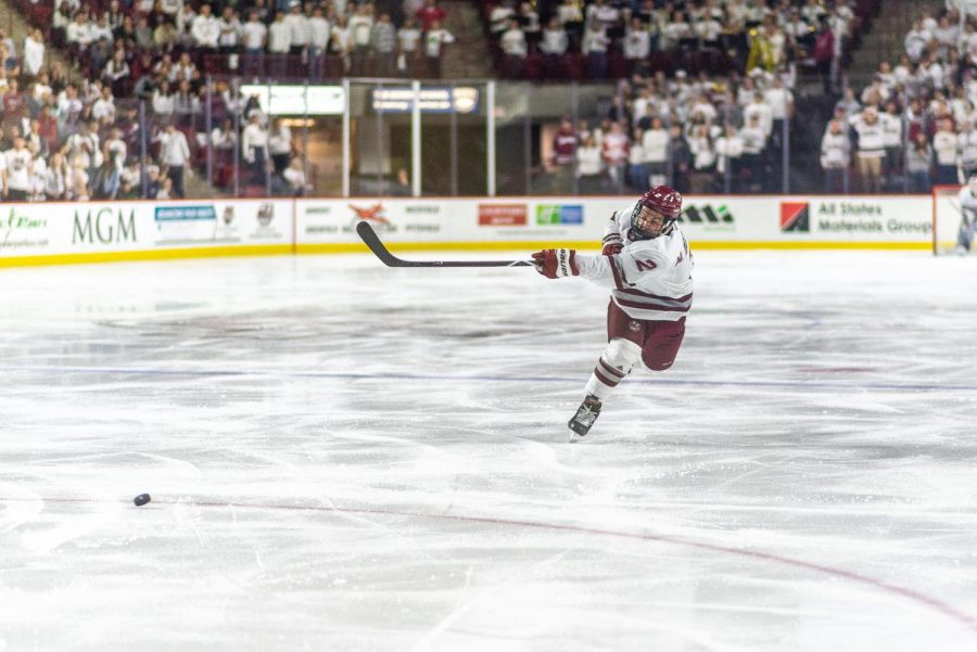 Flaherty: On a big night at Mullins, UMass unable to get it going in shutout loss