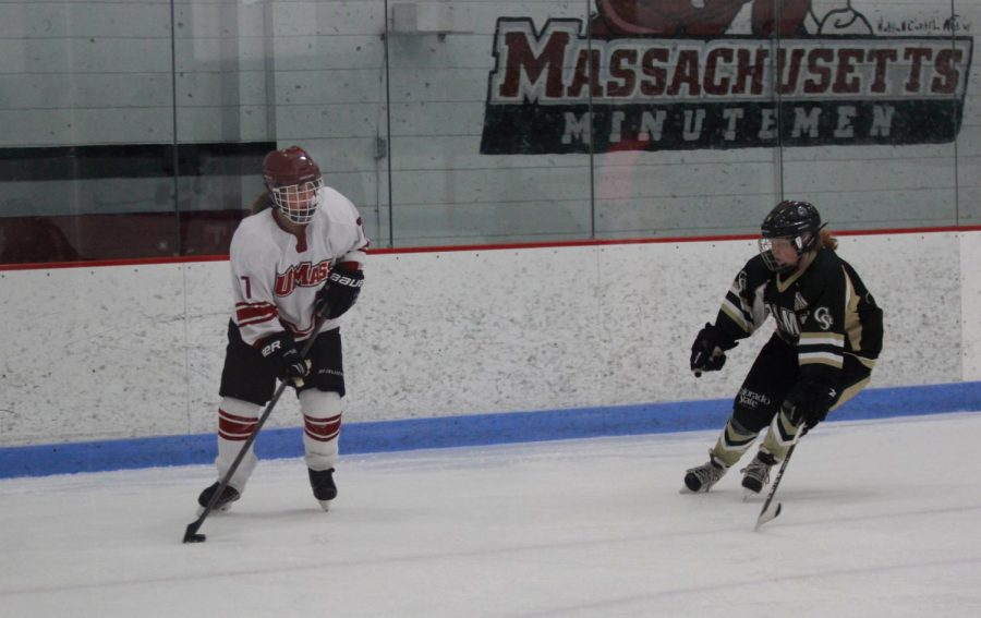 UMass women’s club hockey dominates Penn State offensively in 5-1 victory