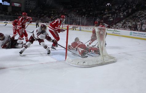 UMass’ slow start results in a 6-4 loss to BU on Tuesday