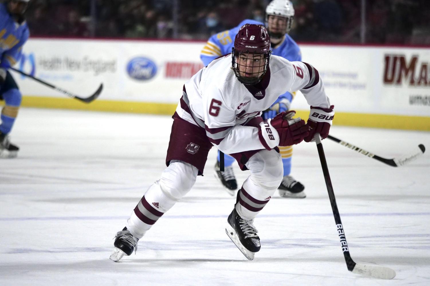 UMass Earns Multiple Awards From Hockey East For The 2021-22 Season ...