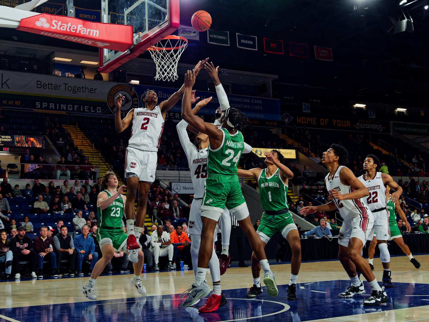 Rough Return In Loss at Louisville - Dartmouth College Athletics