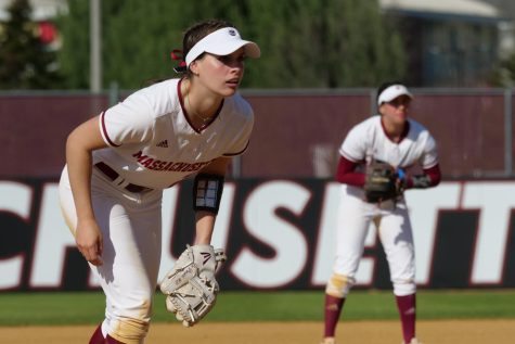 Softball Notebook: UMass loses three straight to open conference play