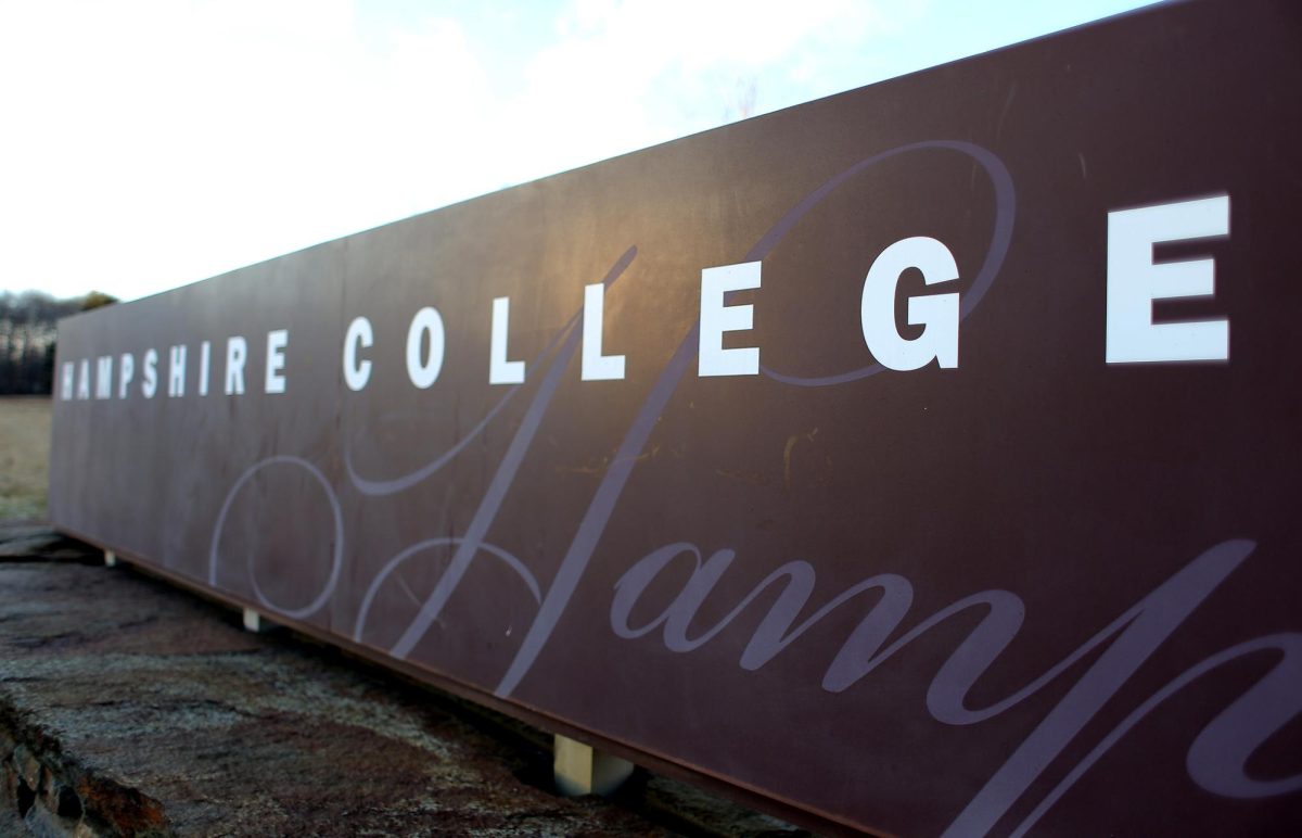 Hampshire College offers admission to New College of Florida students