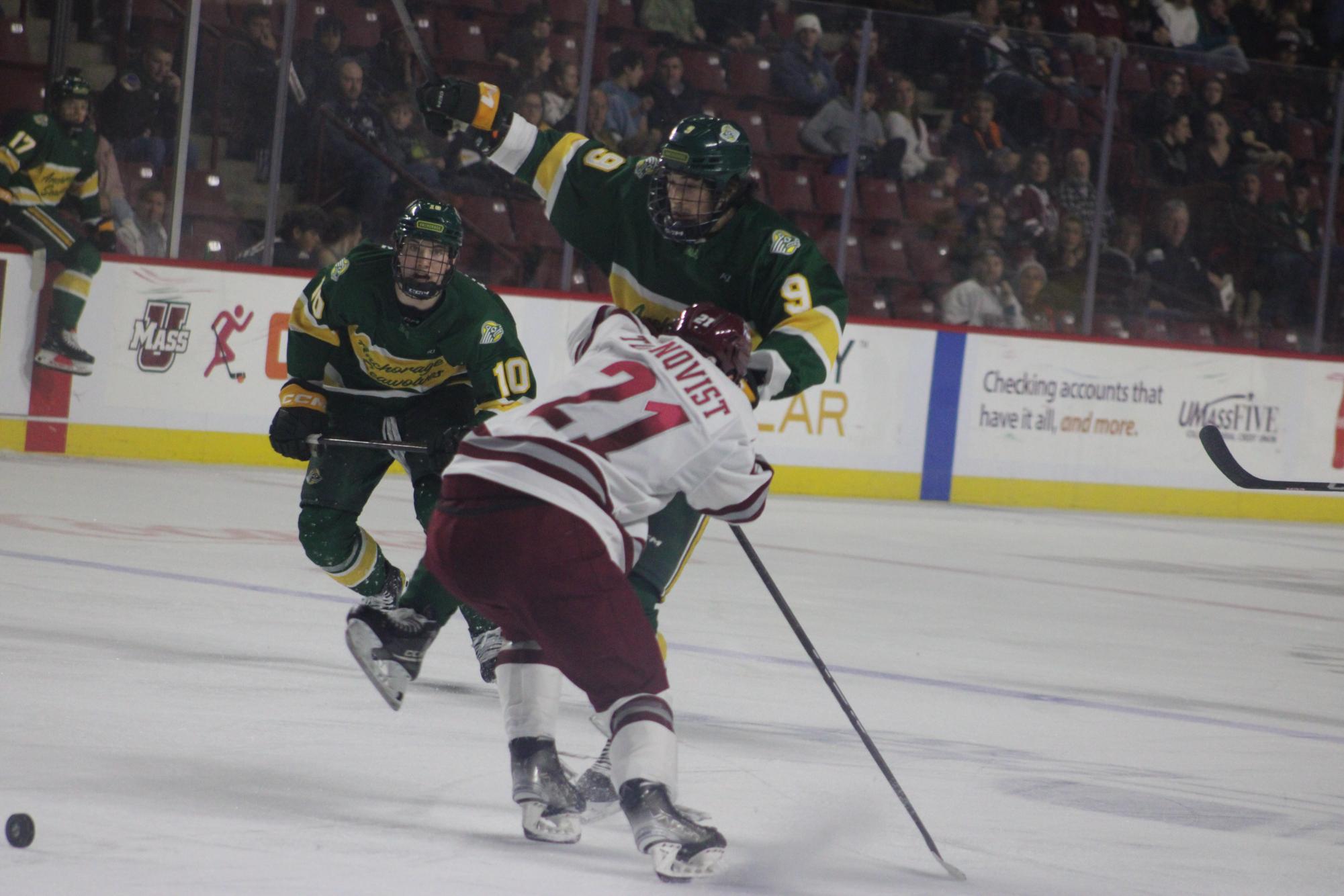 UMass hockey has record breaking night in 11-2 win over Alaska Anchorage