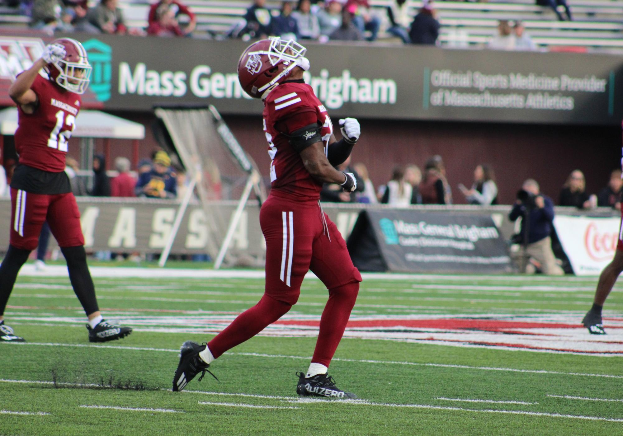 UMass football welcomes nine freshmen recruits