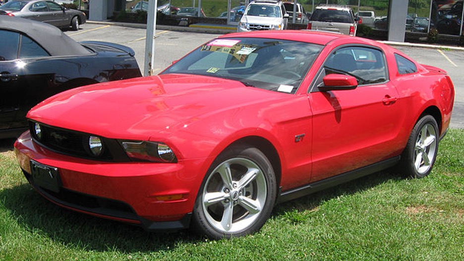 “2010 Ford Mustang GT 1 -- 07-01-2009” by IFCAR. Photo courtesy of Wikimedia Commons.