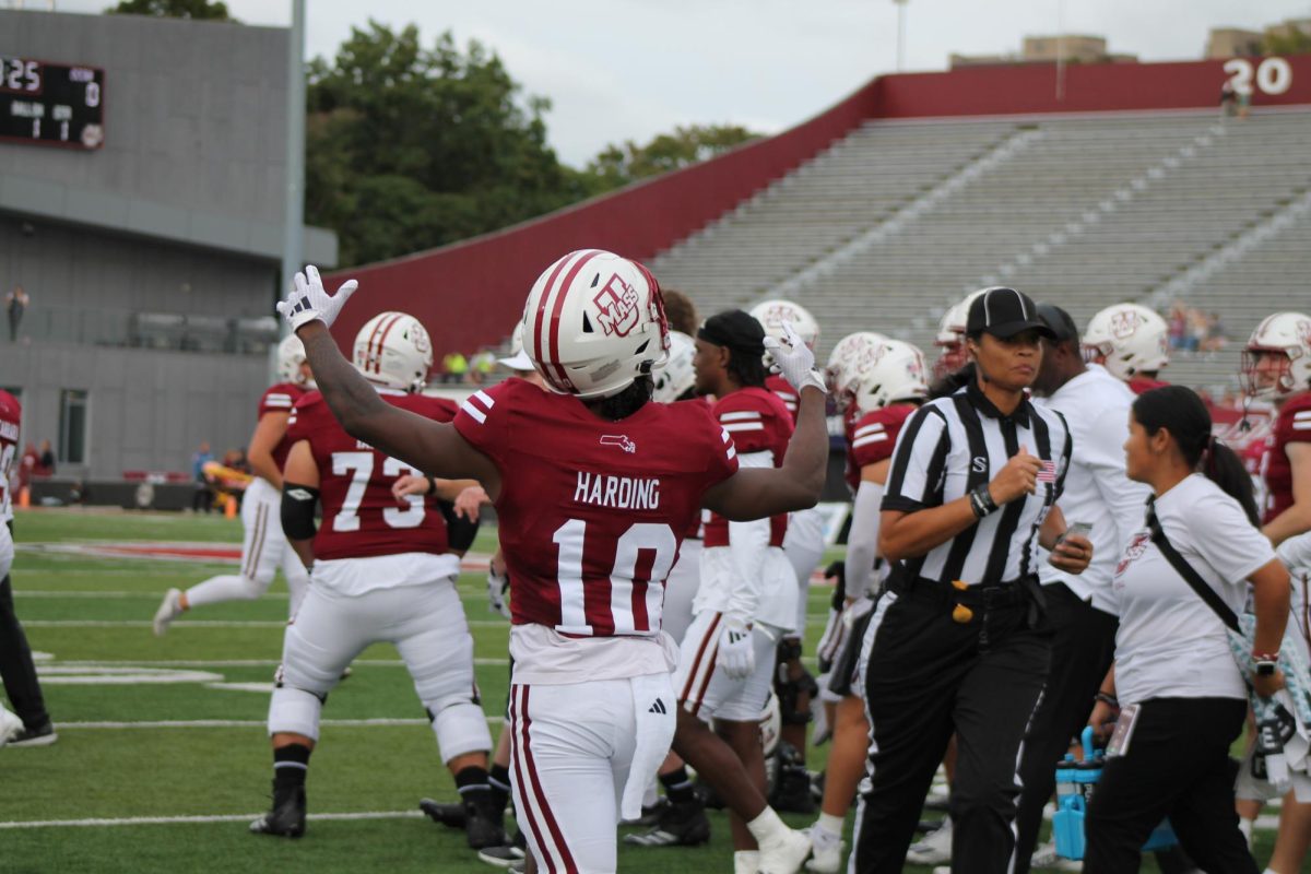 UMass football concludes MAC road trip with 34-20 loss to Northern ...